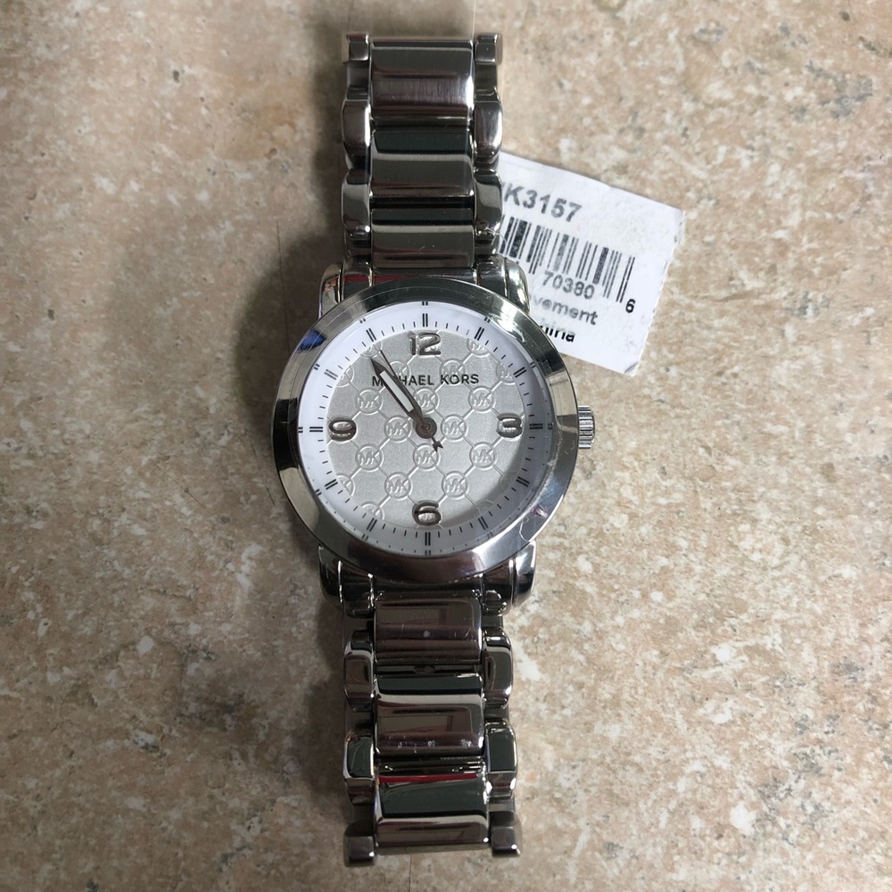 Michael Kors Women’s Janey SS Watch MK3157